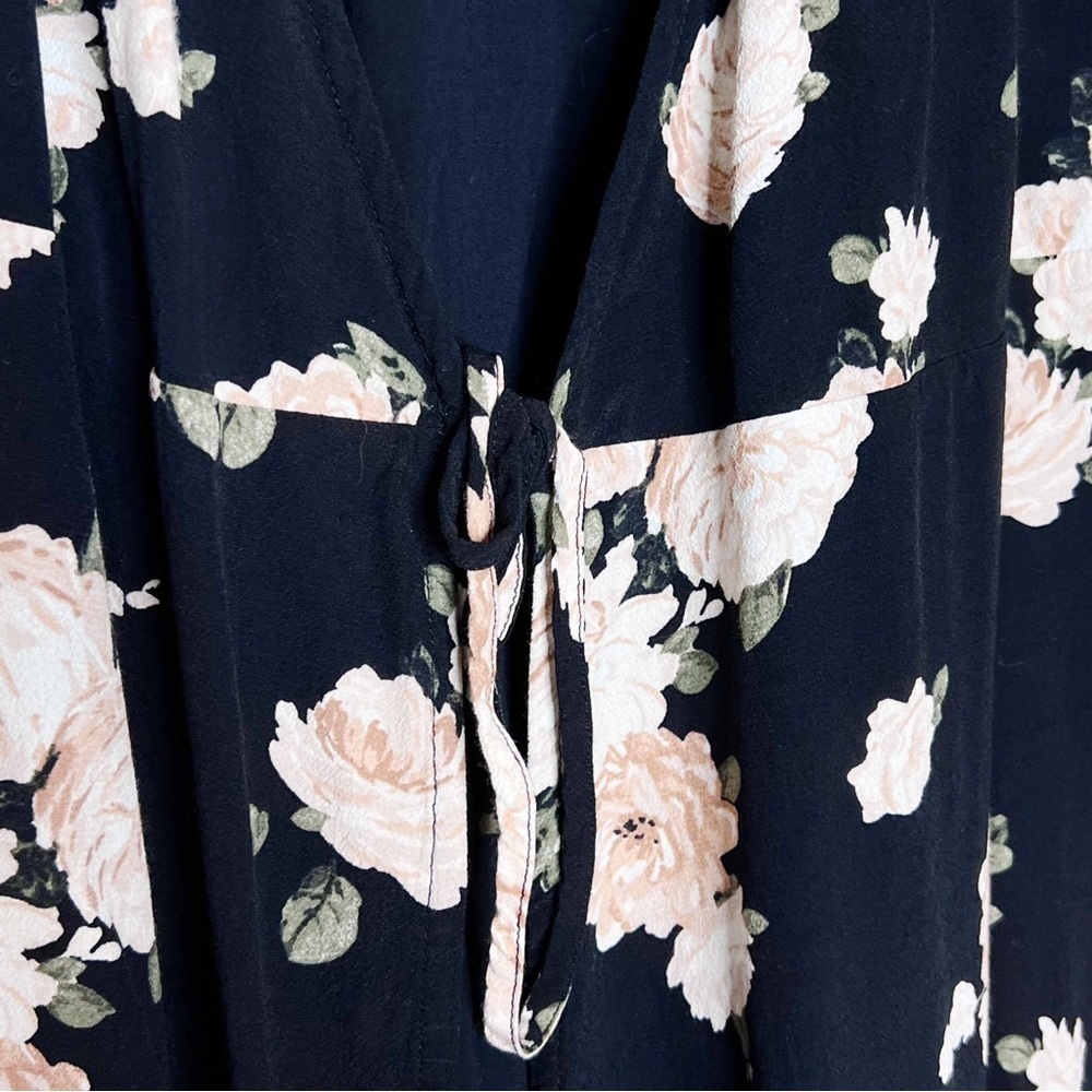 Abercrombie Tea Rose Tie Front Kimono - Size Large - Picture 4 of 7